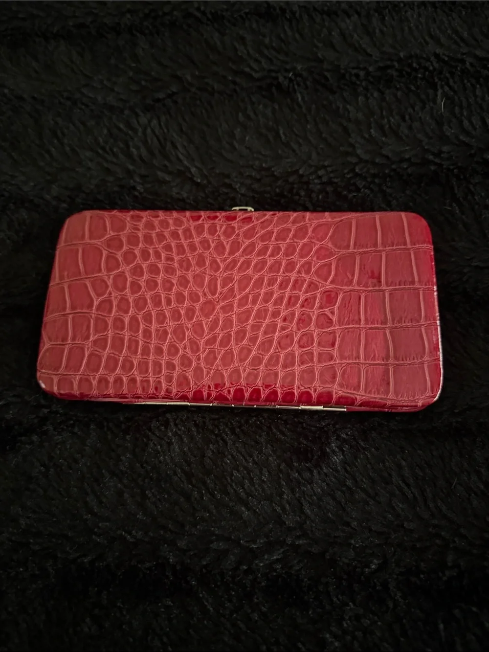 New Women's Red Wine Croc Embossed Clutch Wallet Hard Shell